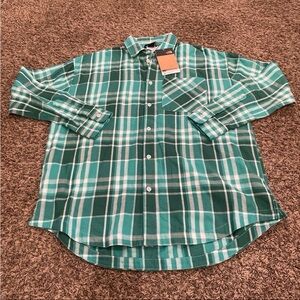 The north face NWT Junction woven plaid, button-down shirt women’s large